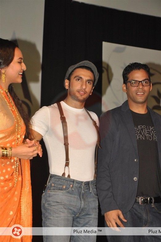 Ranveer and Sonakshi at launch of movie 'Lootera' - Pictures | Picture 127081